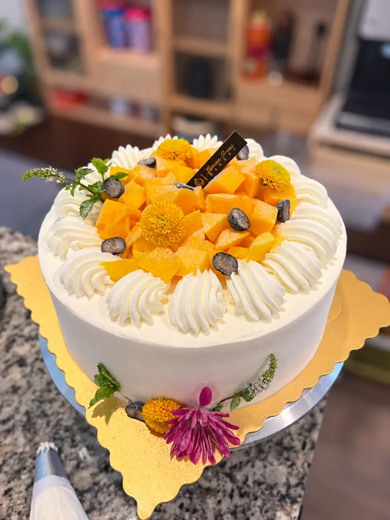 Fresh fruit celebration cake by Anita Lin